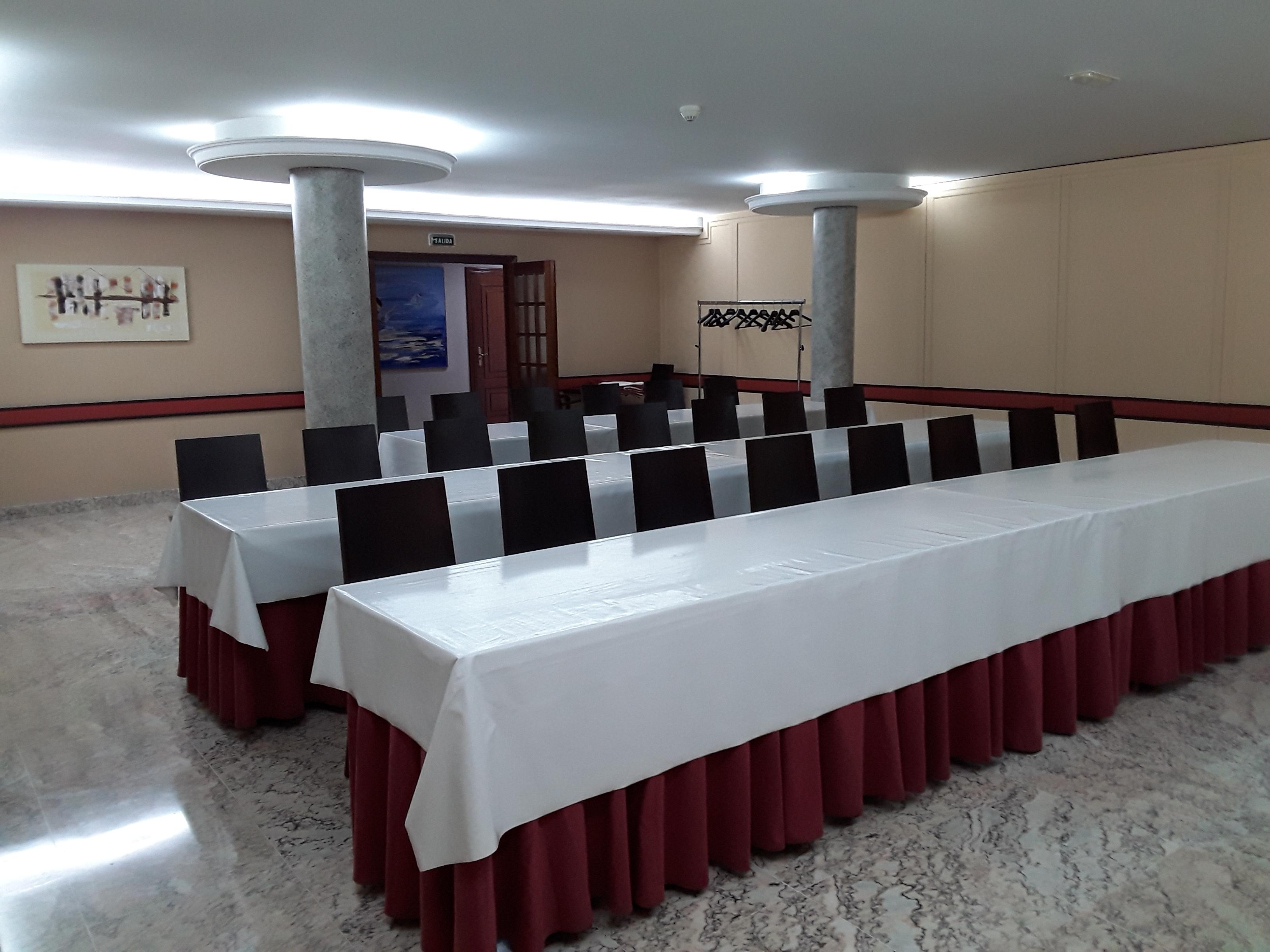 Castro Hotel 3*